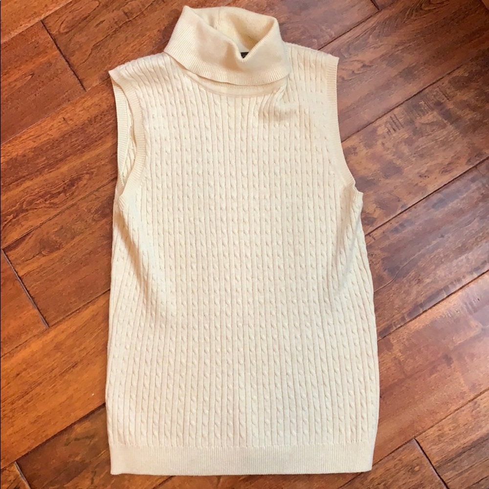 ☕️ 2/30 Vintage Jeanne Pierre Turtle Neck  ☕️